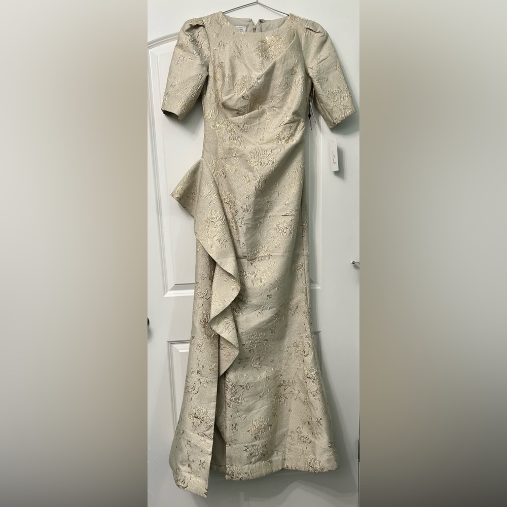 Neiman Marcus Mother of Bride Formal Gold Side Ruffle Trumpet Jacquard Gown sz 2 - Picture 6 of 13